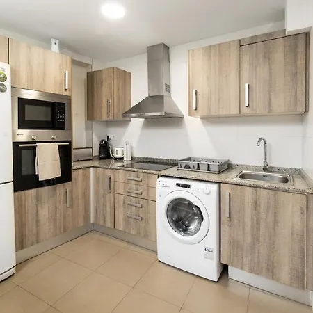 Apartamento Con Ubicacion Ideal: Playa Y Centro
